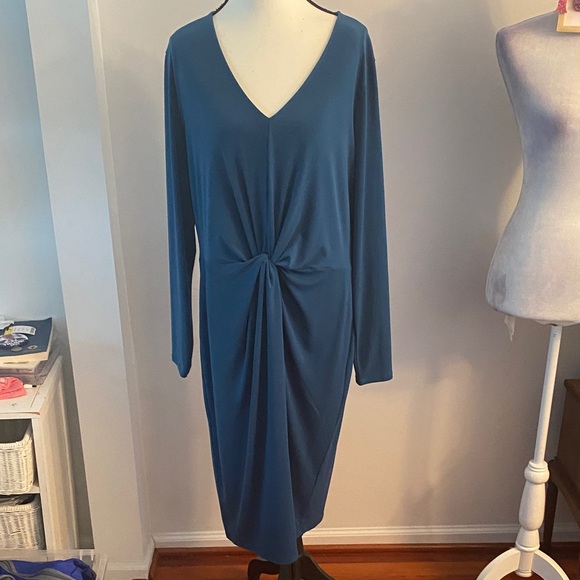 Universal Standard Dresses & Skirts - Universal standard brand size small NWT dress